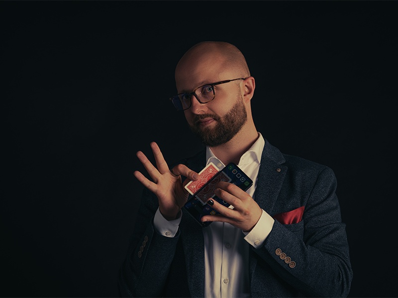 Zauberer Dr. Alex Romanoff aus Hamburg
