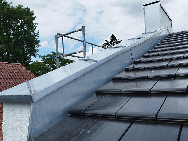 Dachdeckermeisterbetrieb Haak & aus Neuhof
