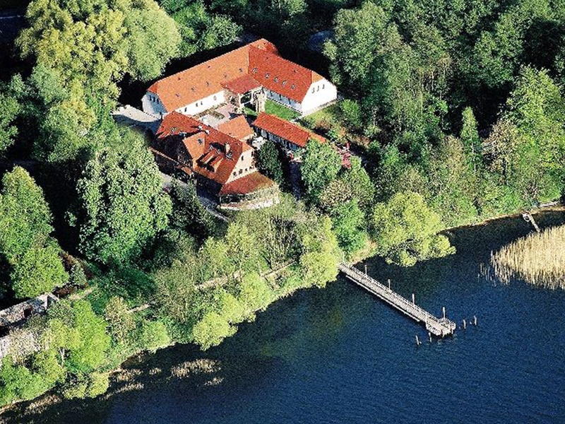 Seehotel Heidehof GmbH aus Groß Nemerow