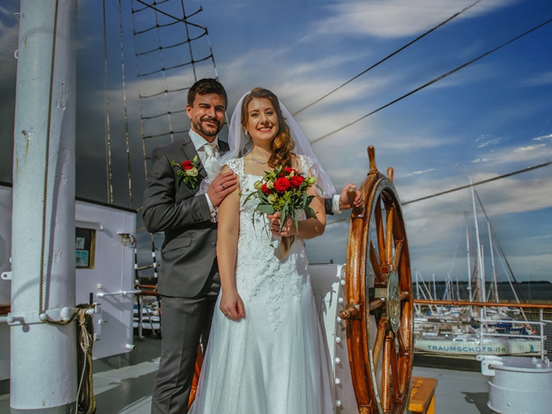 Heiraten in Stralsund auf der Gorch Fock 1
