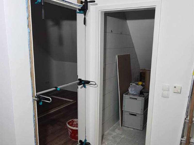 Einbau von Türen Einbau von Türen