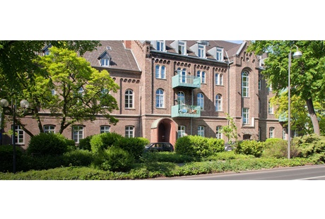 Adolphi-Stiftung - Wohnungsverwaltung aus Essen