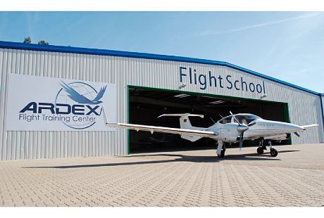 Bild 4 Flugschule ARDEX GmbH Berlin Land Brandenburg Flugausbildung und Pilotenausbildung in Kyritz